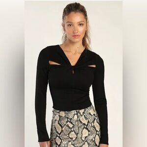 Lulus NWT Endless Appeal Black Long Sleeves Cutout Crop Top Size Medium